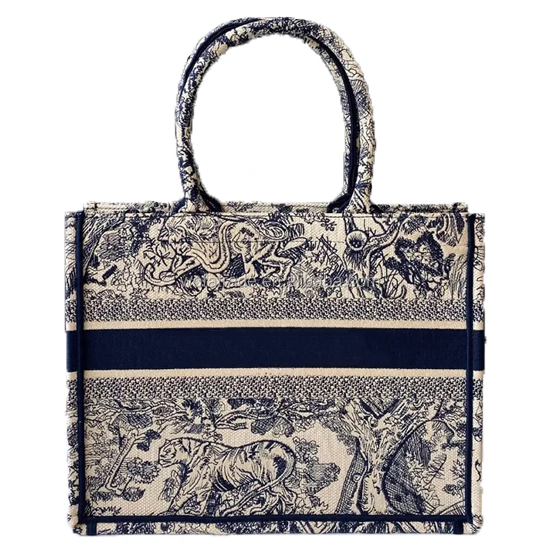 Luxury Designer Tote bag 2021 Fashion New High Quality Casual Shoulder Messenger Bag Women's Designer Handbag, Many colors
Luxury Designer Tote bag 2021 Fashion New High Quality Casual Shoulder Messenger Bag Women's Designer Handbag, Many colors