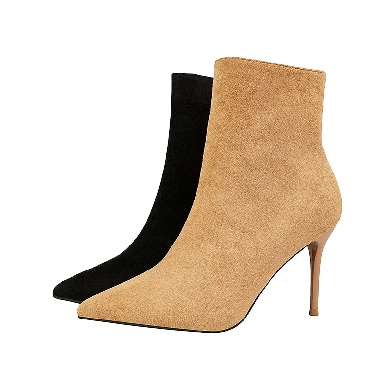 Supplier women's boots suede pointed toe slim ankle boots suitable for winter shoes, Customize
Supplier women's boots suede pointed toe slim ankle boots suitable for winter shoes, Customize