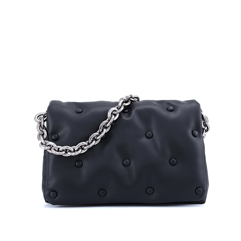 Wholesale in stock cheap good quality metal chain lady PU bags fashion women shoulder handbags 
Wholesale in stock cheap good quality metal chain lady PU bags fashion women shoulder handbags