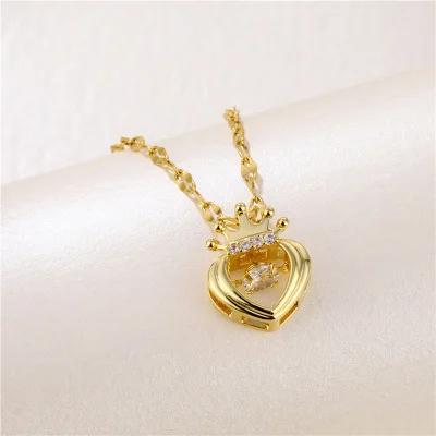 2021 New Arrivals 18K Gold Plated Heart Crown Pendant Necklace Titanium Steel Hollow Love Heart Necklace For Women
2021 New Arrivals 18K Gold Plated Heart Crown Pendant Necklace Titanium Steel Hollow Love Heart Necklace For Women