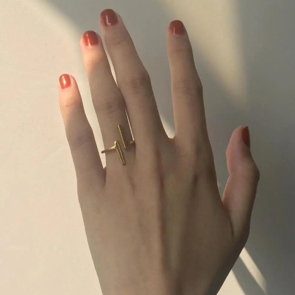 French romantic geometric shape stainless steel gold-plated female ring Dylam jewelry
French romantic geometric shape stainless steel gold-plated female ring Dylam jewelry
