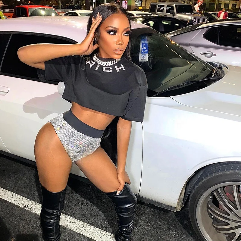 2022 New Arrivals High Waist Shining Triangle Shorts For Women Elastic Waist Sexy Party Club Shorts
2022 New Arrivals High Waist Shining Triangle Shorts For Women Elastic Waist Sexy Party Club Shorts