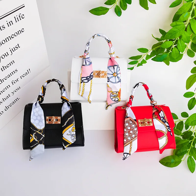 2021 New Trendy Fashion Simple Silk Scarf Designer Small Bag Ladies Shoulder Hand Bags Pu Mini Purses And Handbags Bags, 7 colors
2021 New Trendy Fashion Simple Silk Scarf Designer Small Bag Ladies Shoulder Hand Bags Pu Mini Purses And Handbags Bags, 7 colors