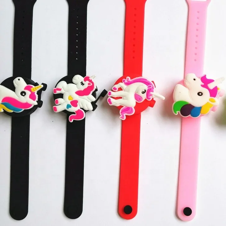 Halloween Christmas hand sanitizer Silicone Portable watch Set Individual package Round shape Adjustable Protective watch
Halloween Christmas hand sanitizer Silicone Portable watch Set Individual package Round shape Adjustable Protective watch