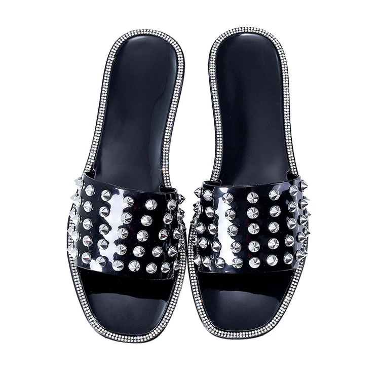 Hot Style Ladies Rhinestone Sandals Girls 2022 Fashion New Women Shoes Summer Flat Slippers Round Head Rivet Women Slides
Hot Style Ladies Rhinestone Sandals Girls 2022 Fashion New Women Shoes Summer Flat Slippers Round Head Rivet Women Slides