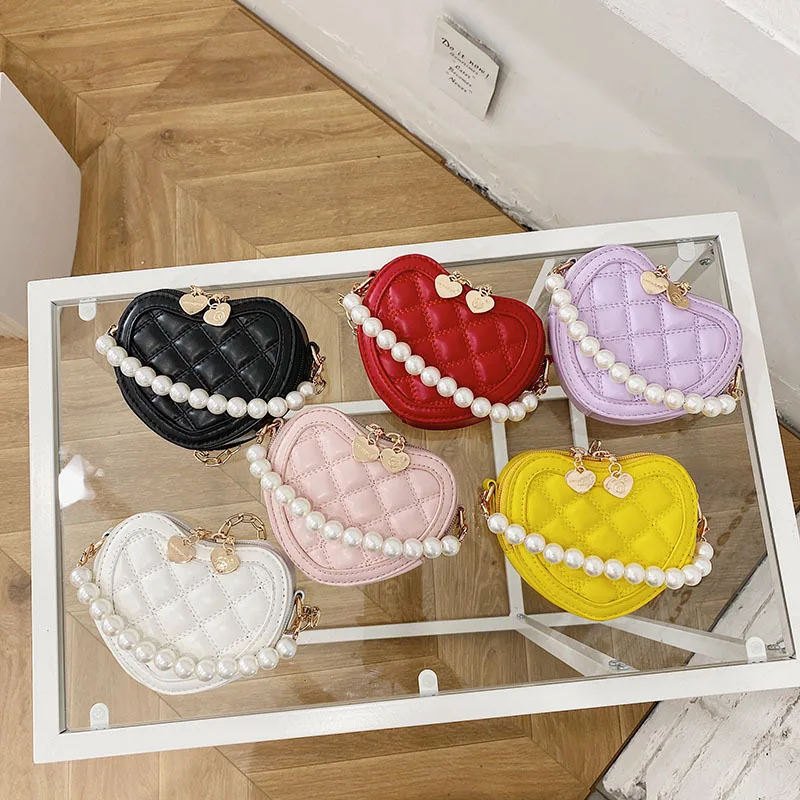 2021 wholesale cheap new design present gift present pink kids children baby girls little cute small kawaii heart coin bag purse, As picture see
2021 wholesale cheap new design present gift present pink kids children baby girls little cute small kawaii heart coin bag purse, As picture see