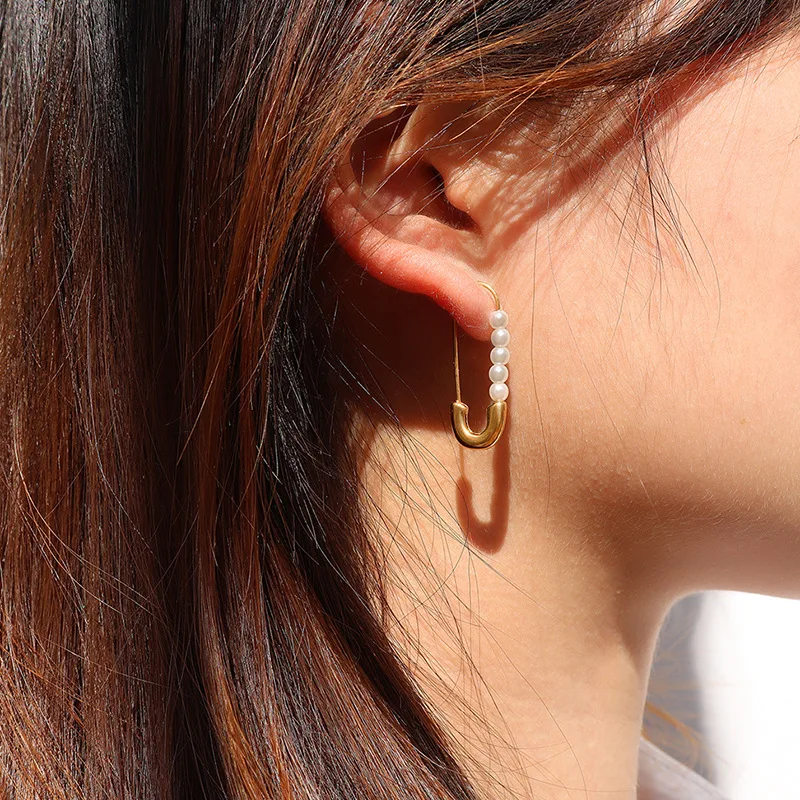 Oval Safety Pin Geometric Hoop Earrings White Pearl Earrings for Women Minimalist Vintage Stainless Steel Jewelry Christmas Gift, Gold/silver
Oval Safety Pin Geometric Hoop Earrings White Pearl Earrings for Women Minimalist Vintage Stainless Steel Jewelry Christmas Gift, Gold/silver