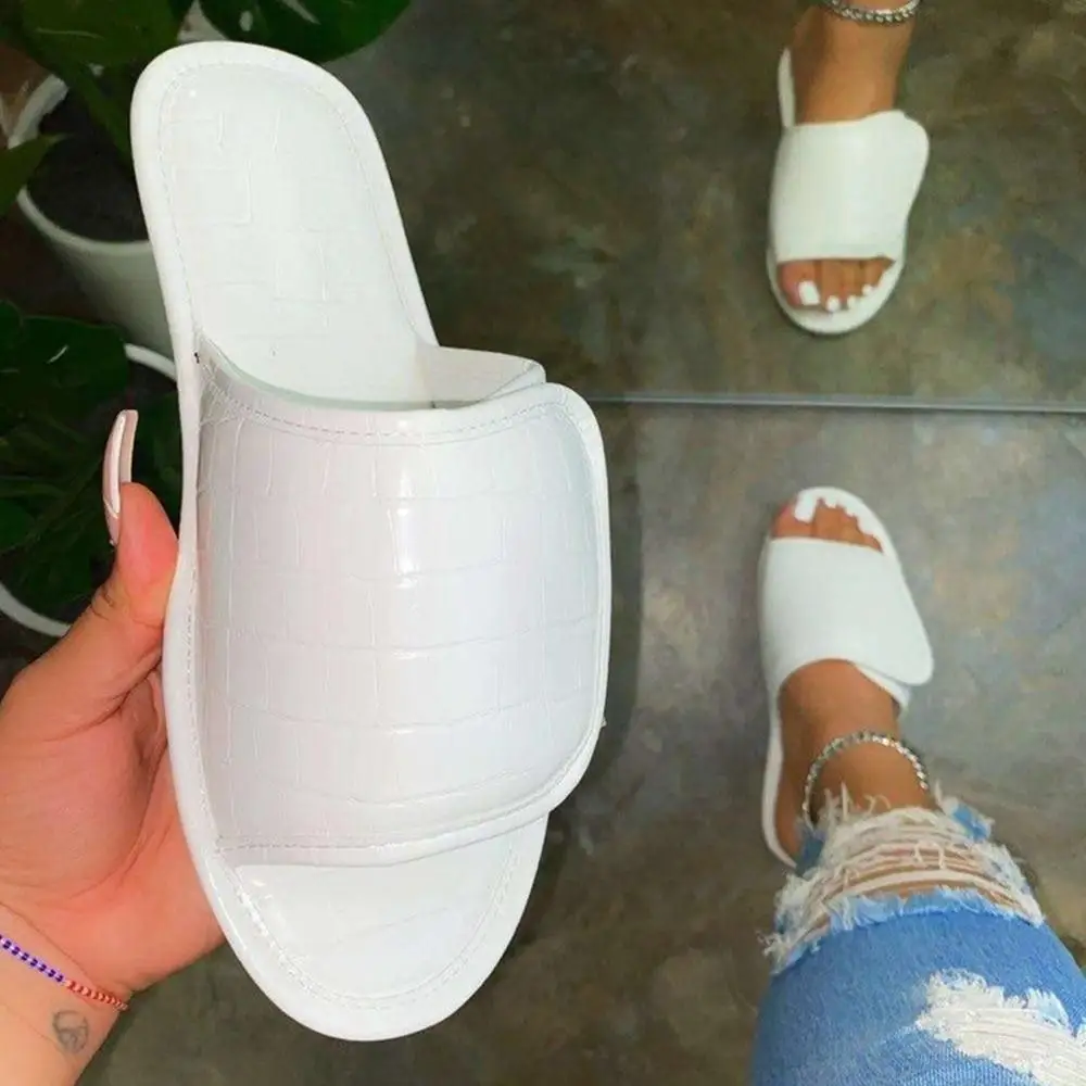 2020 Latest wholesale casual outdoor beach sandals solid color slides summer autumn slippers for women, As picture or customized color
2020 Latest wholesale casual outdoor beach sandals solid color slides summer autumn slippers for women, As picture or customized color
