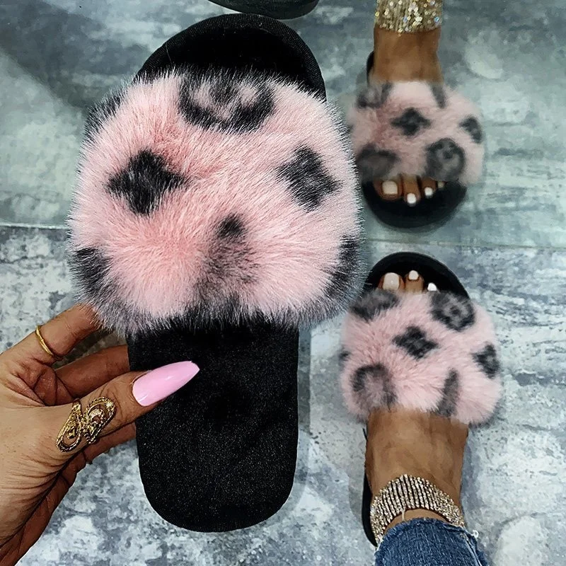 Winter flat-heel one-line plush slippers women plus size hot sale home cotton slippers, 4 colors
Winter flat-heel one-line plush slippers women plus size hot sale home cotton slippers, 4 colors