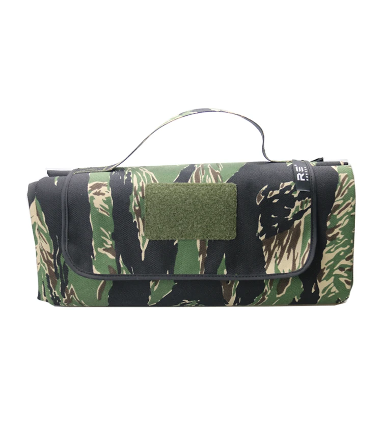 High tensile/tearing damp and mildew proofing 100%polyester cordura tactical picnic blanket for military enthusiasts, Camou
High tensile/tearing damp and mildew proofing 100%polyester cordura tactical picnic blanket for military enthusiasts, Camou