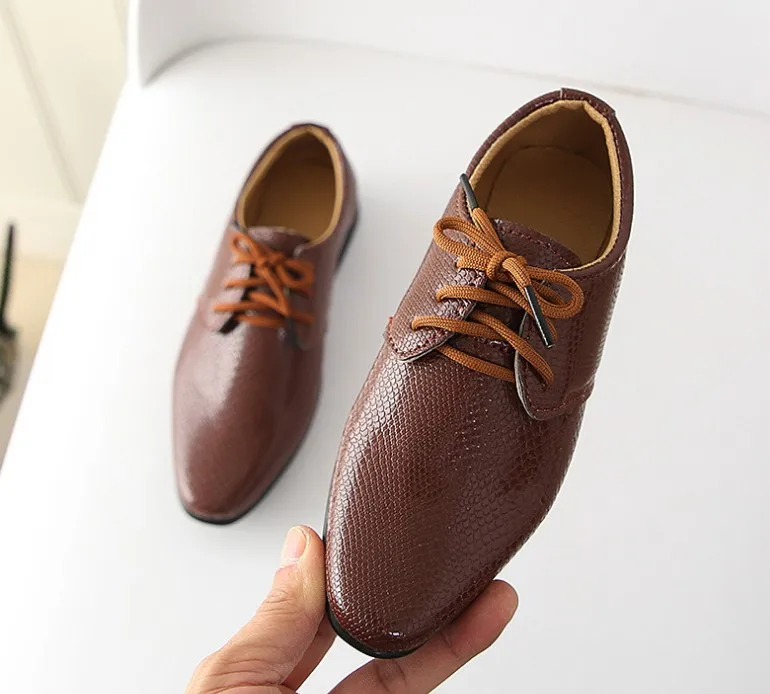Spring new children's classic soft sole pumps casual European and American wholesale, Black,white,brown
Spring new children's classic soft sole pumps casual European and American wholesale, Black,white,brown