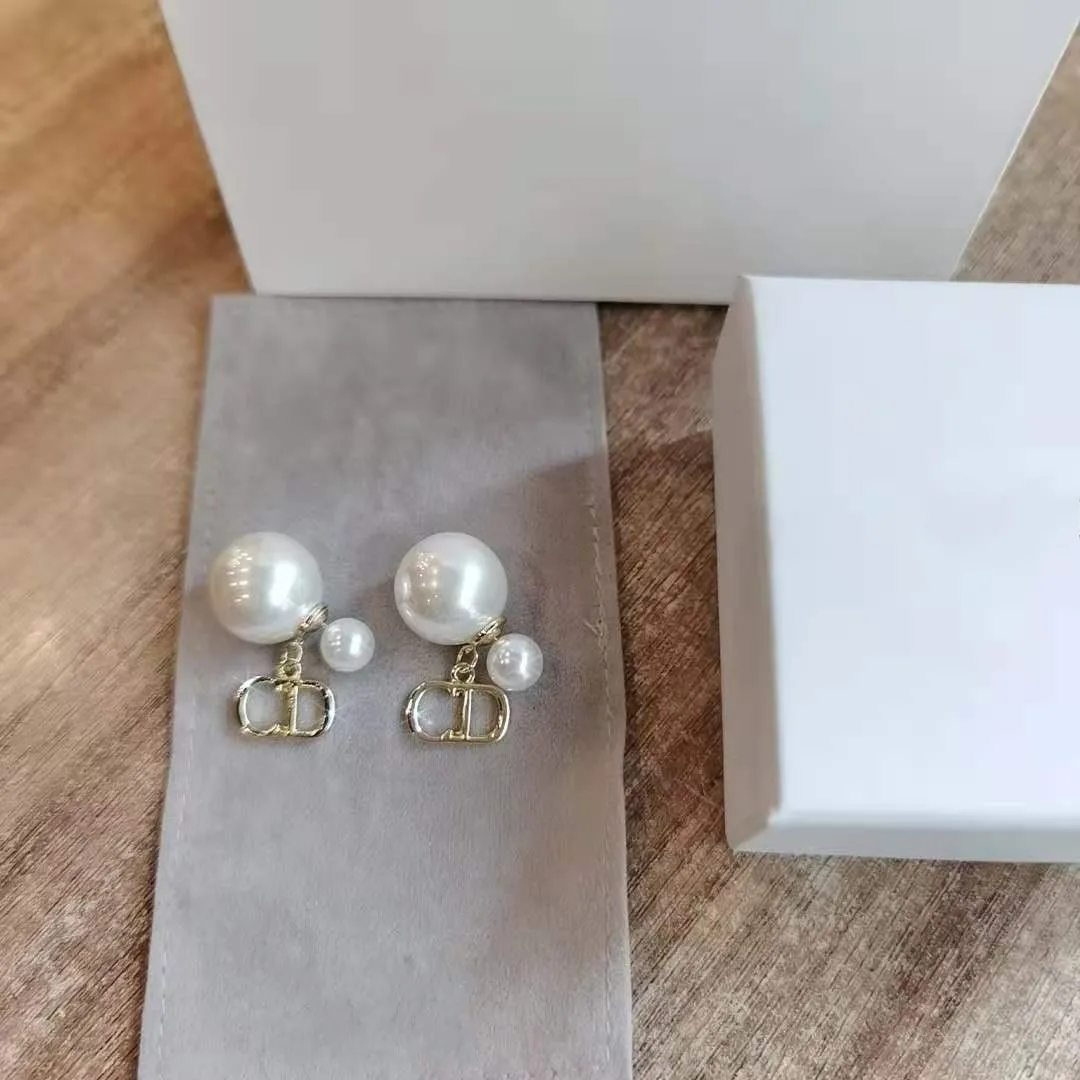 New arrival ABCD Letter Retro Pearl Earrings Gold Plated Women Students Earrings Jewelry Accessory
New arrival ABCD Letter Retro Pearl Earrings Gold Plated Women Students Earrings Jewelry Accessory
