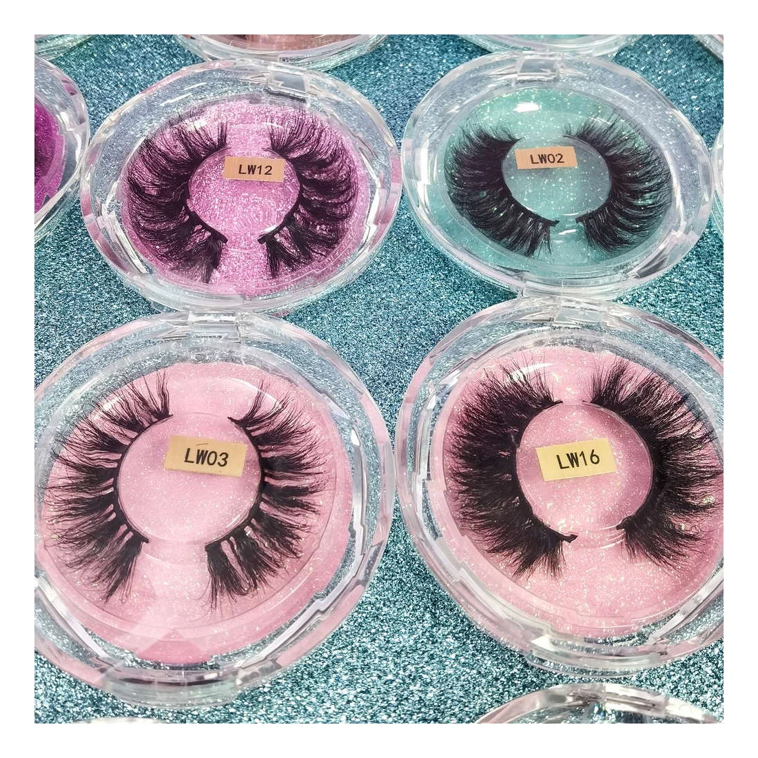 Wholesale dramatic 25mm mink eyelash vendor diamonds customized boxes packaging cases fluffy 5d mink eyelashes
Wholesale dramatic 25mm mink eyelash vendor diamonds customized boxes packaging cases fluffy 5d mink eyelashes