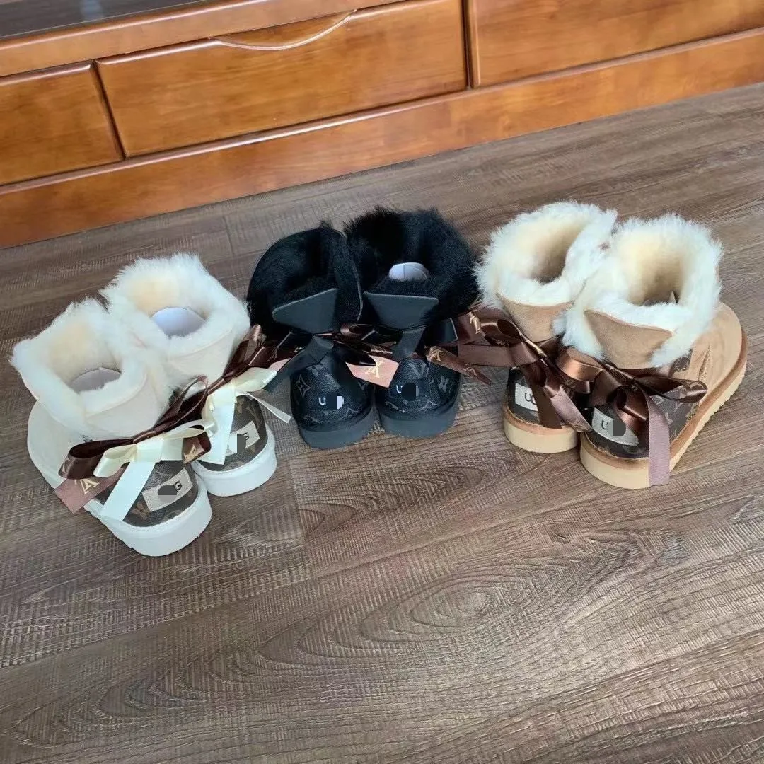 wholesale high quality most popular warm children and girls design winter fashion women snow boots, Customized color
wholesale high quality most popular warm children and girls design winter fashion women snow boots, Customized color