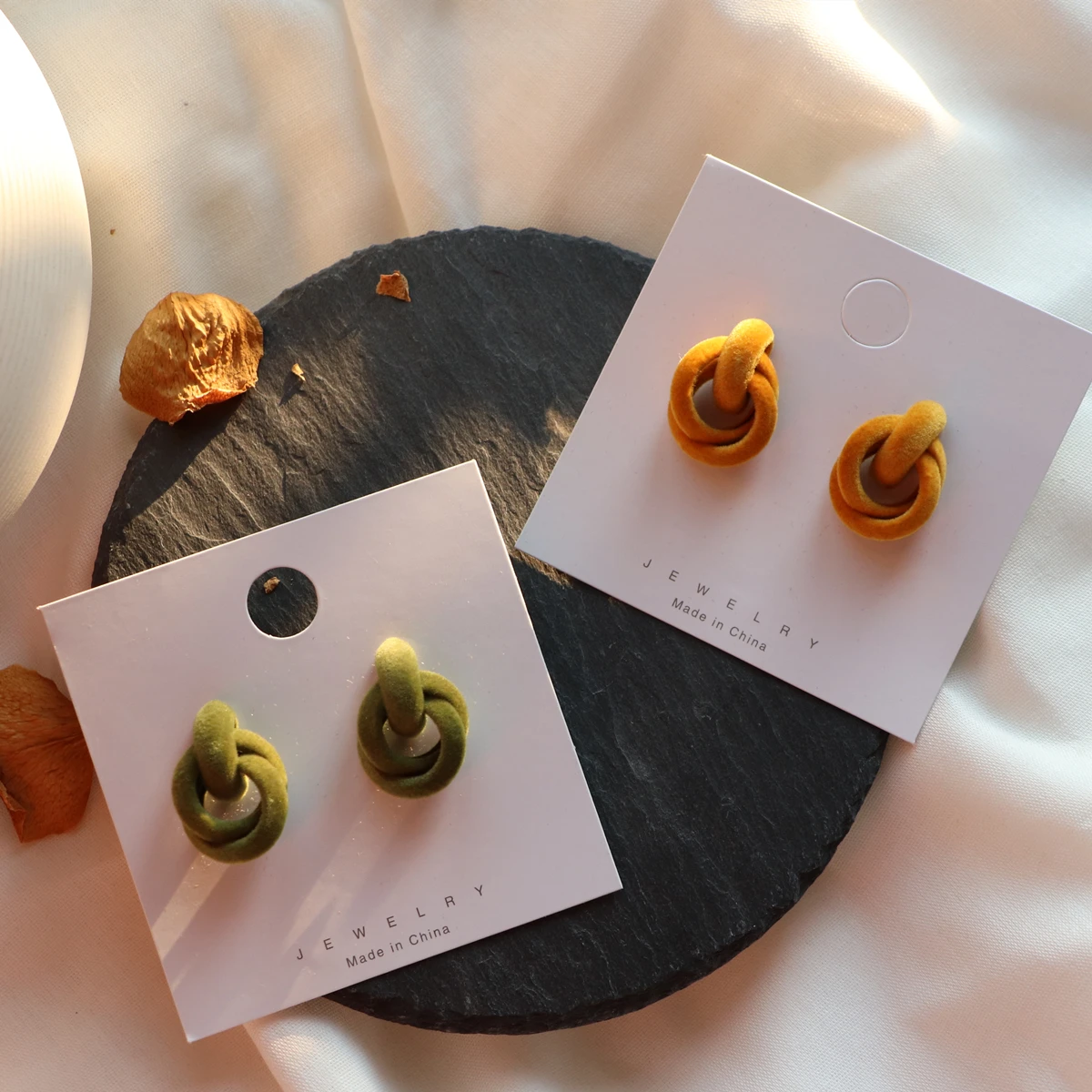Bohemia Flocking small alloy Minimalism earrings for women fashion jewelry wholesale
Bohemia Flocking small alloy Minimalism earrings for women fashion jewelry wholesale
