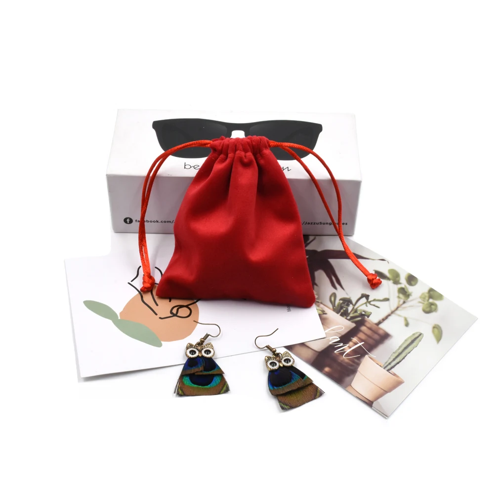 Wholesale custom luxurious suede drawstring jewelry pouch gift packaging bag with logo design 
Wholesale custom luxurious suede drawstring jewelry pouch gift packaging bag with logo design