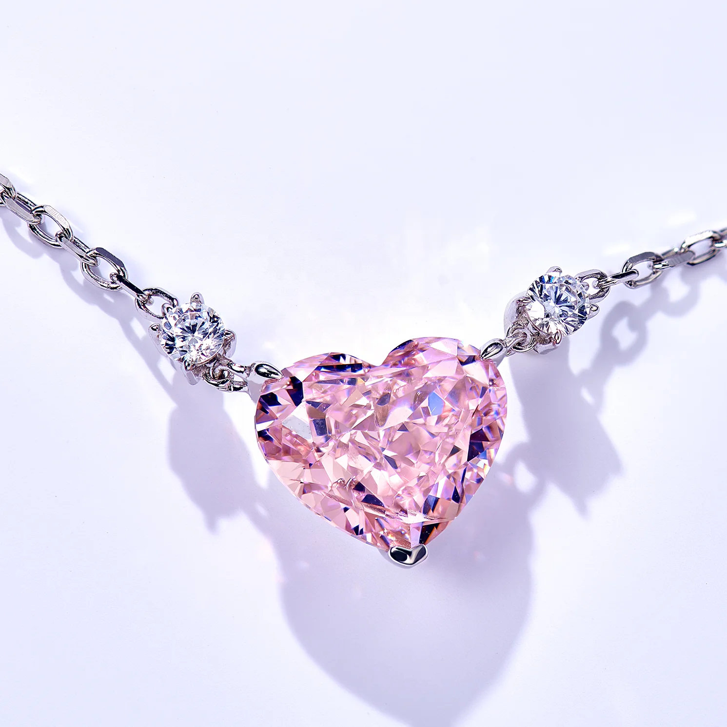 Factory Directly Supplier Pink Cubic Zirconia Diamond 18k gold plated Heart Necklaces for girls 925 silver necklace
Factory Directly Supplier Pink Cubic Zirconia Diamond 18k gold plated Heart Necklaces for girls 925 silver necklace