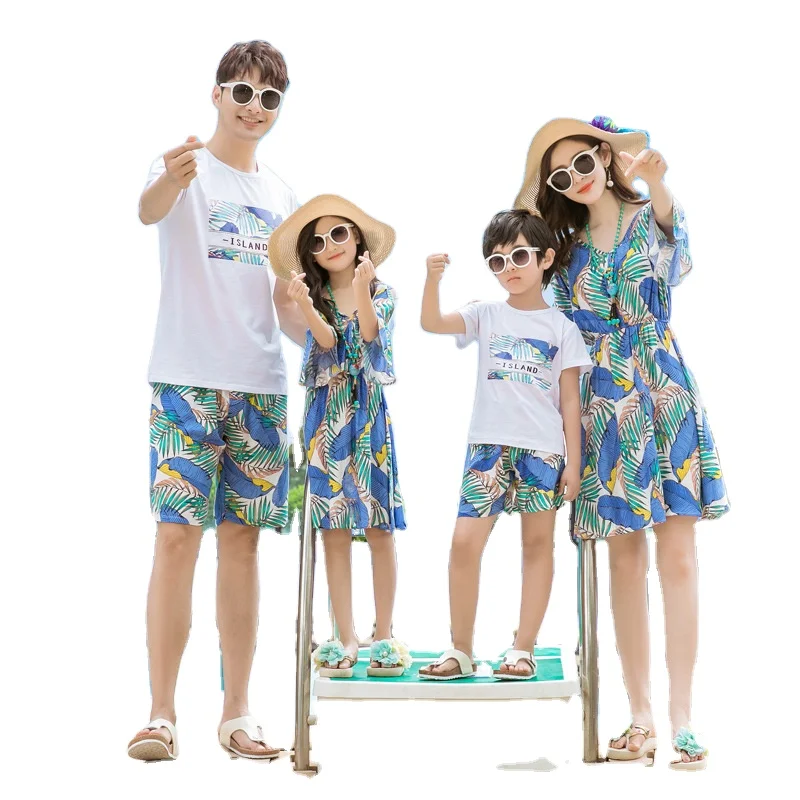 New Family Hawaiian Shirt Clothes For Mother Daughter Father Boy Matching Clothes Family Outfits Leaves Printing, Customized color
New Family Hawaiian Shirt Clothes For Mother Daughter Father Boy Matching Clothes Family Outfits Leaves Printing, Customized color