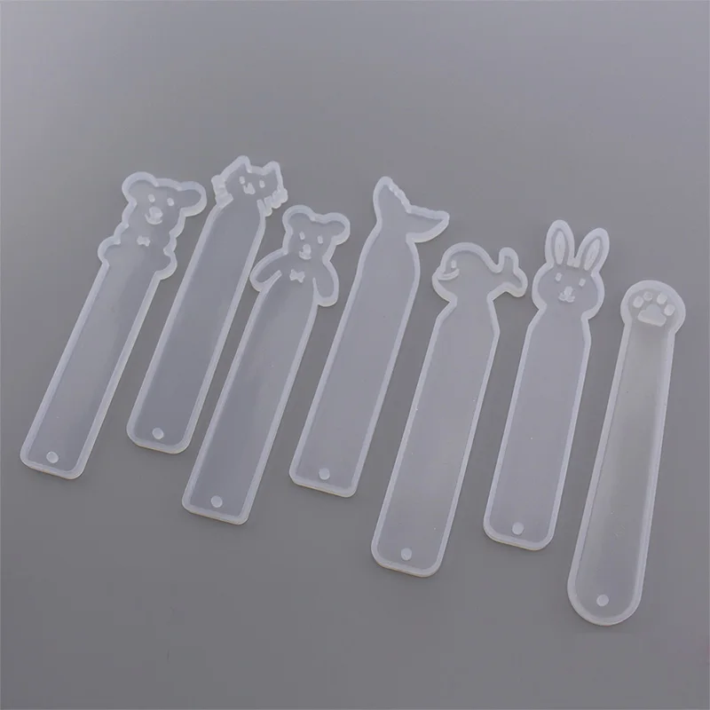 Handmade rectangular cat's paw, bear, fish, rabbit, bird, fish tail bookmark resin silicone mold, Translucency
Handmade rectangular cat's paw, bear, fish, rabbit, bird, fish tail bookmark resin silicone mold, Translucency