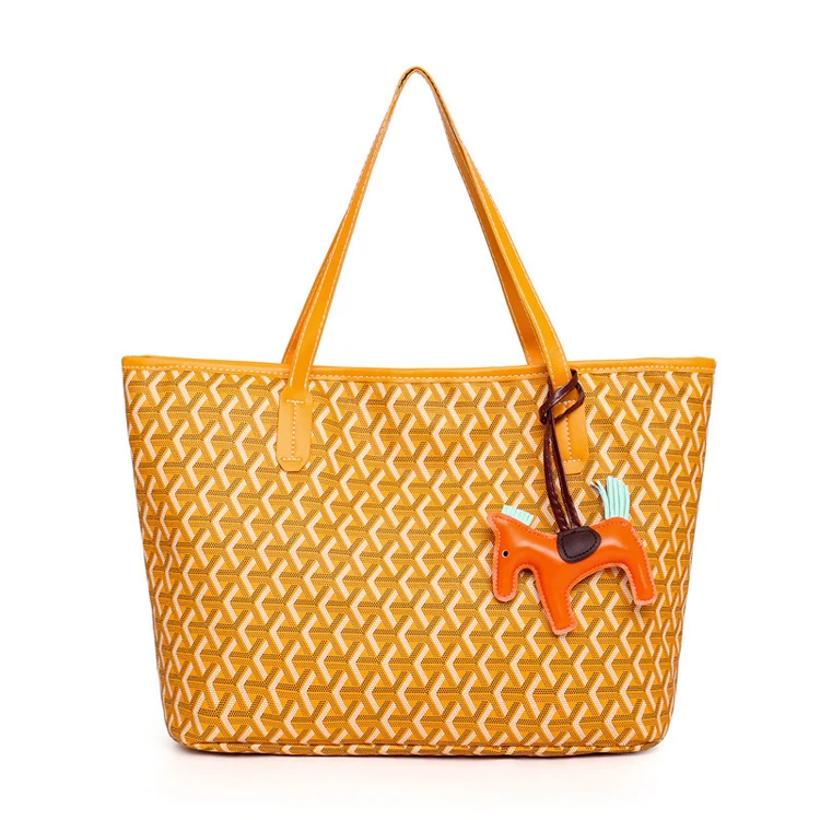 2020 fashion Handbag manufacturer black printed PU leather tote bag big handbags for women, Black,blue,yellow,white
2020 fashion Handbag manufacturer black printed PU leather tote bag big handbags for women, Black,blue,yellow,white