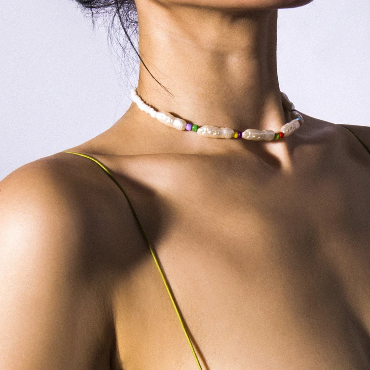Fashion Short White Clavicular Chain Seed Beads Necklace Choker Mini Pearl Necklace, Picture
Fashion Short White Clavicular Chain Seed Beads Necklace Choker Mini Pearl Necklace, Picture