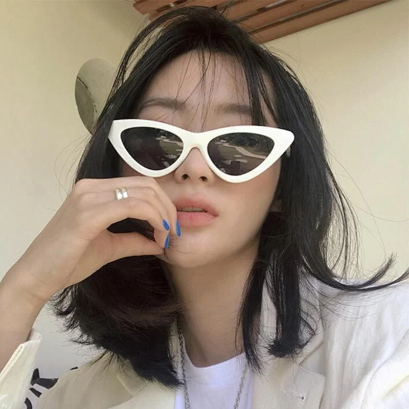 Jiuling Eyewear New Fashion Street Beat Sexy Ladies Vintage Brand Design Small Women Uv400 Cat Eye Sun Glasses Sunglasses
Jiuling Eyewear New Fashion Street Beat Sexy Ladies Vintage Brand Design Small Women Uv400 Cat Eye Sun Glasses Sunglasses