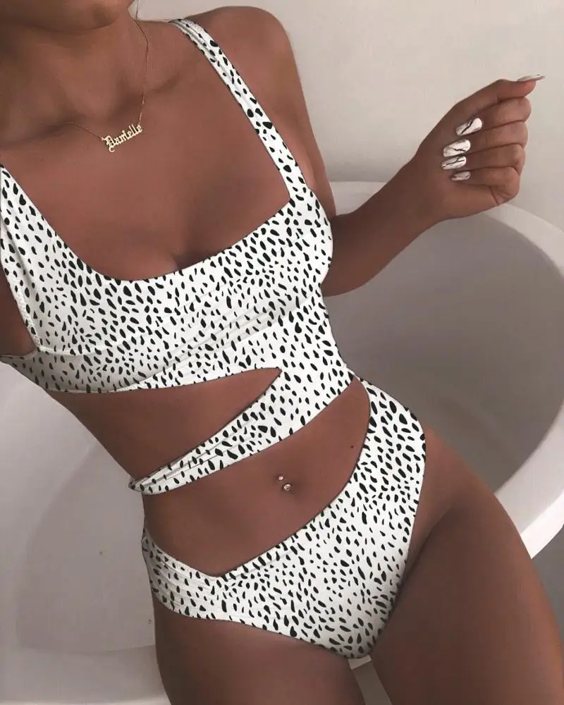 CA0610A ladies polka dot sexy one piece bikini and cover up cut out women swimsuit beachwear custom manufacturer vendor, Picture shown
CA0610A ladies polka dot sexy one piece bikini and cover up cut out women swimsuit beachwear custom manufacturer vendor, Picture shown