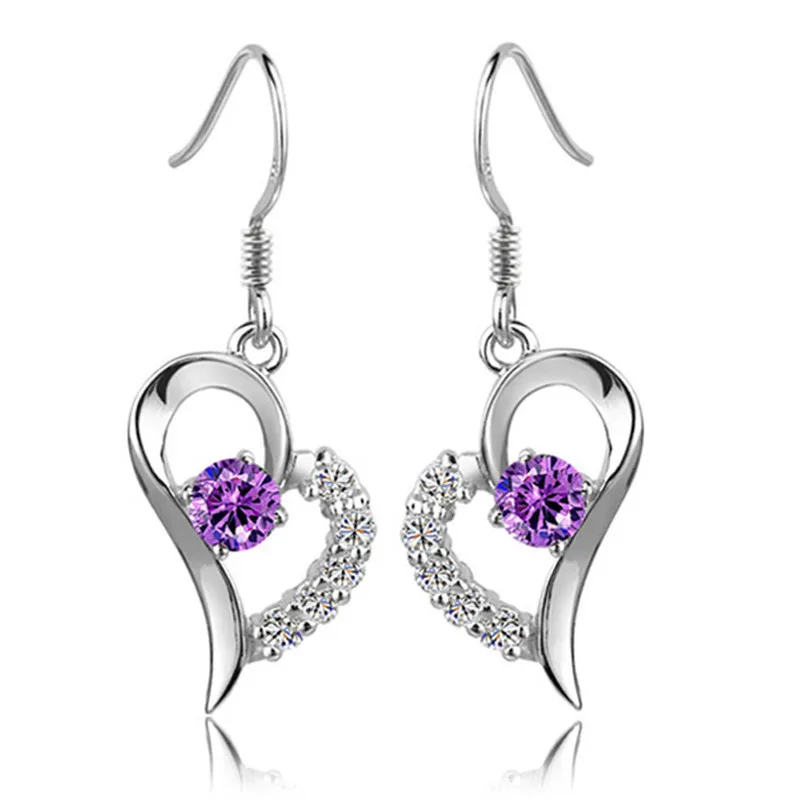 Top quality 925 Sterling Silver micro inlay zircon heart shaped hoop earrings, As pics
Top quality 925 Sterling Silver micro inlay zircon heart shaped hoop earrings, As pics