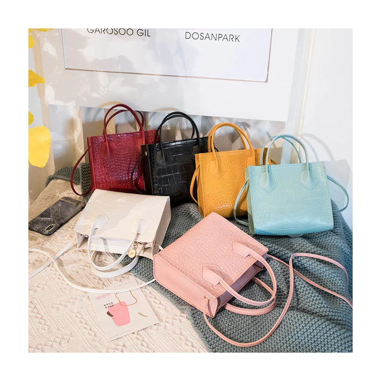2021 Latest Hot Salling Fashion Portable Crocodile Print Shoulder Bagsfor woman purse and handbag
2021 Latest Hot Salling Fashion Portable Crocodile Print Shoulder Bagsfor woman purse and handbag