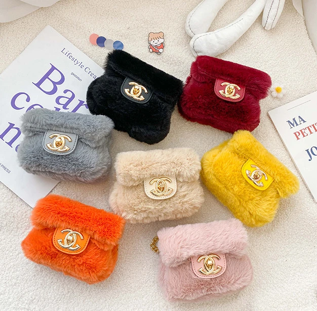 2021 Winter new stuffed children's bag girls fashion chain crossbody bag cute one-shoulder coin purse
2021 Winter new stuffed children's bag girls fashion chain crossbody bag cute one-shoulder coin purse
