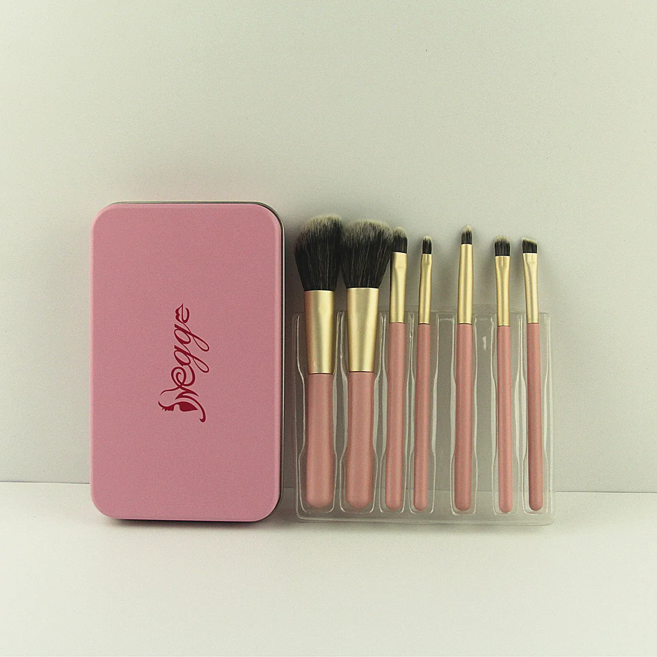 10pcs Wood handle makeup brush eyebrow travel cosmetics brushes set
10pcs Wood handle makeup brush eyebrow travel cosmetics brushes set