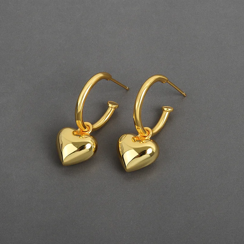 Three Layers Plating High Quality Heart Drop Earrings 18K Gold Plated C Shaped Heart Stud Earrings For Women
Three Layers Plating High Quality Heart Drop Earrings 18K Gold Plated C Shaped Heart Stud Earrings For Women