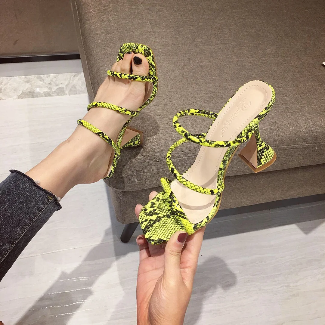 DEleventh Shoes Woman Sexy Snakeskin PU Leather Fashion Sandals Slipper Wine Glass High Heels Ladies Shoes Beige Green In Stock
DEleventh Shoes Woman Sexy Snakeskin PU Leather Fashion Sandals Slipper Wine Glass High Heels Ladies Shoes Beige Green In Stock