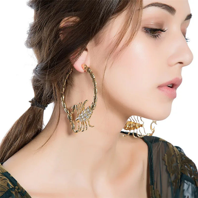 Giant Rhinestone Insect Arachnid Stripe Circle Huggie Earring Punk Crystal Scorpion Hoop Earrings, As picture
Giant Rhinestone Insect Arachnid Stripe Circle Huggie Earring Punk Crystal Scorpion Hoop Earrings, As picture