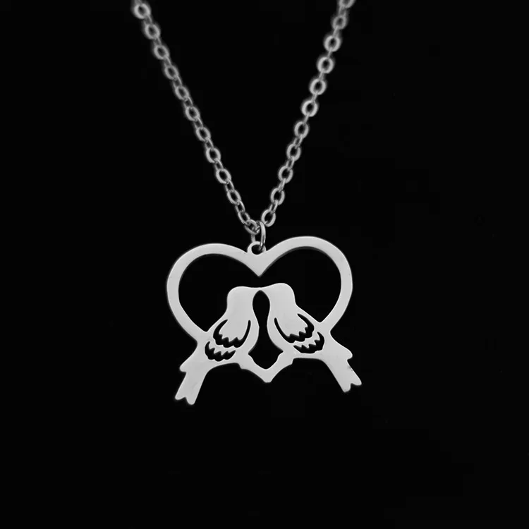 Hot Selling Stainless Steel Heart Necklace Love Couple Avatar Valentine's Day Pendant Gift, Silver,gold
Hot Selling Stainless Steel Heart Necklace Love Couple Avatar Valentine's Day Pendant Gift, Silver,gold