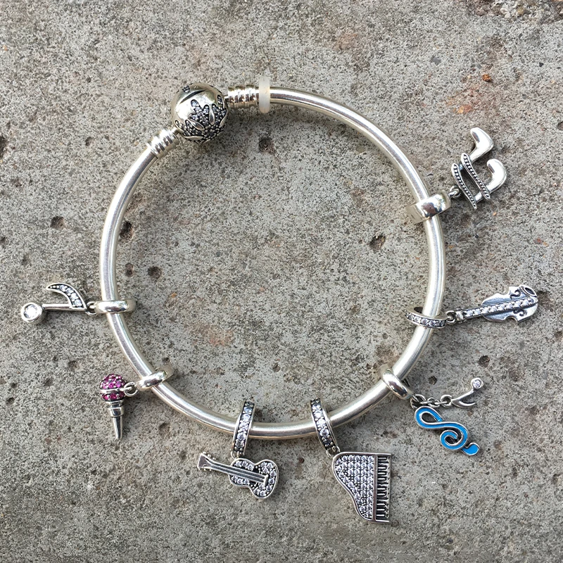 Real 925 sterling silver Good-looking Music Notation fine Pendants Beads Fit Charming Bracelets Jewelry making Wholesale jewelry
Real 925 sterling silver Good-looking Music Notation fine Pendants Beads Fit Charming Bracelets Jewelry making Wholesale jewelry