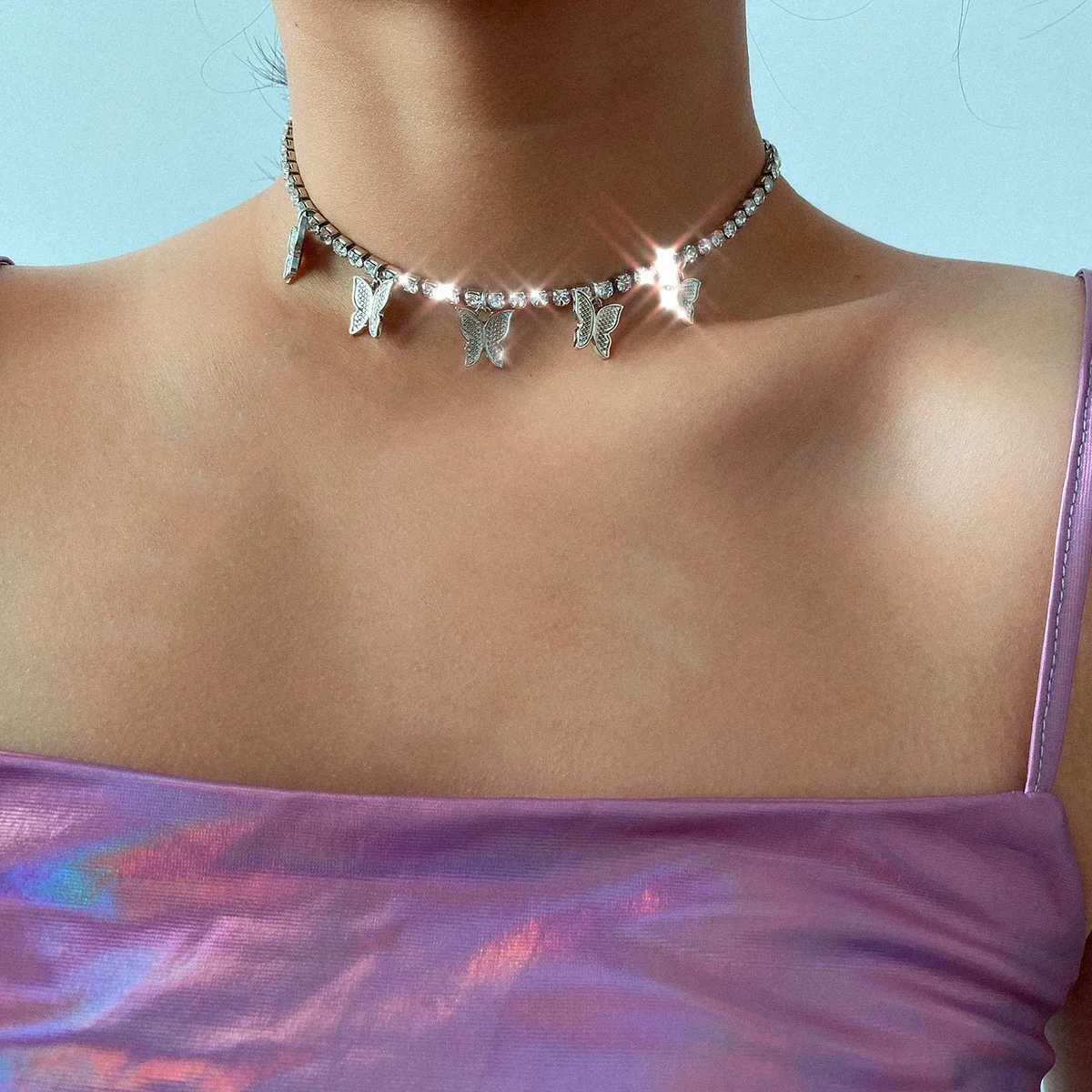 Newest Hot Selling Luxury Inlaid Zircon Women's Retro Jewelry Necklace Diamond Geometric Chain Cuban Butterfly Necklaces
Newest Hot Selling Luxury Inlaid Zircon Women's Retro Jewelry Necklace Diamond Geometric Chain Cuban Butterfly Necklaces