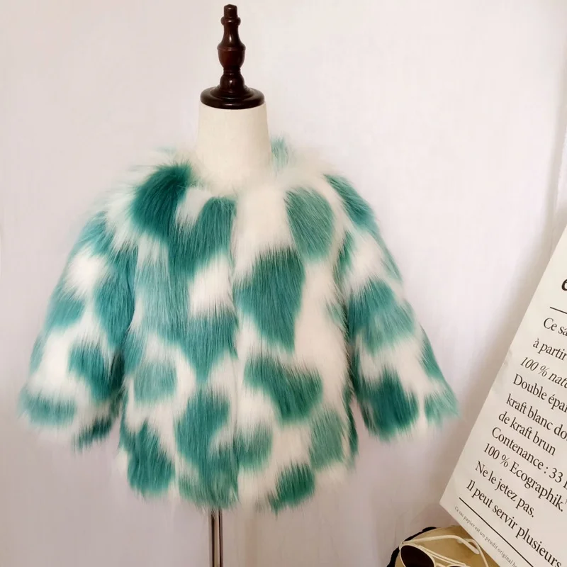 New Autumn And Winter Kids Lovely Warm Plush Coat Girls Colorful Faux Fur coat jacket
New Autumn And Winter Kids Lovely Warm Plush Coat Girls Colorful Faux Fur coat jacket
