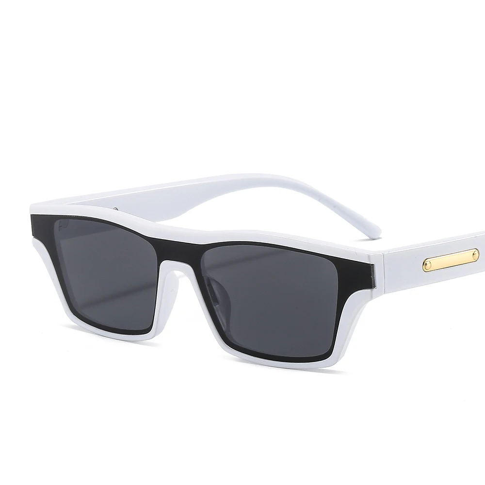 One-Piece Dazzling Color Personality Fashion Sun Glasses Trendy And Versatile Street Shooting Sunglasses
One-Piece Dazzling Color Personality Fashion Sun Glasses Trendy And Versatile Street Shooting Sunglasses