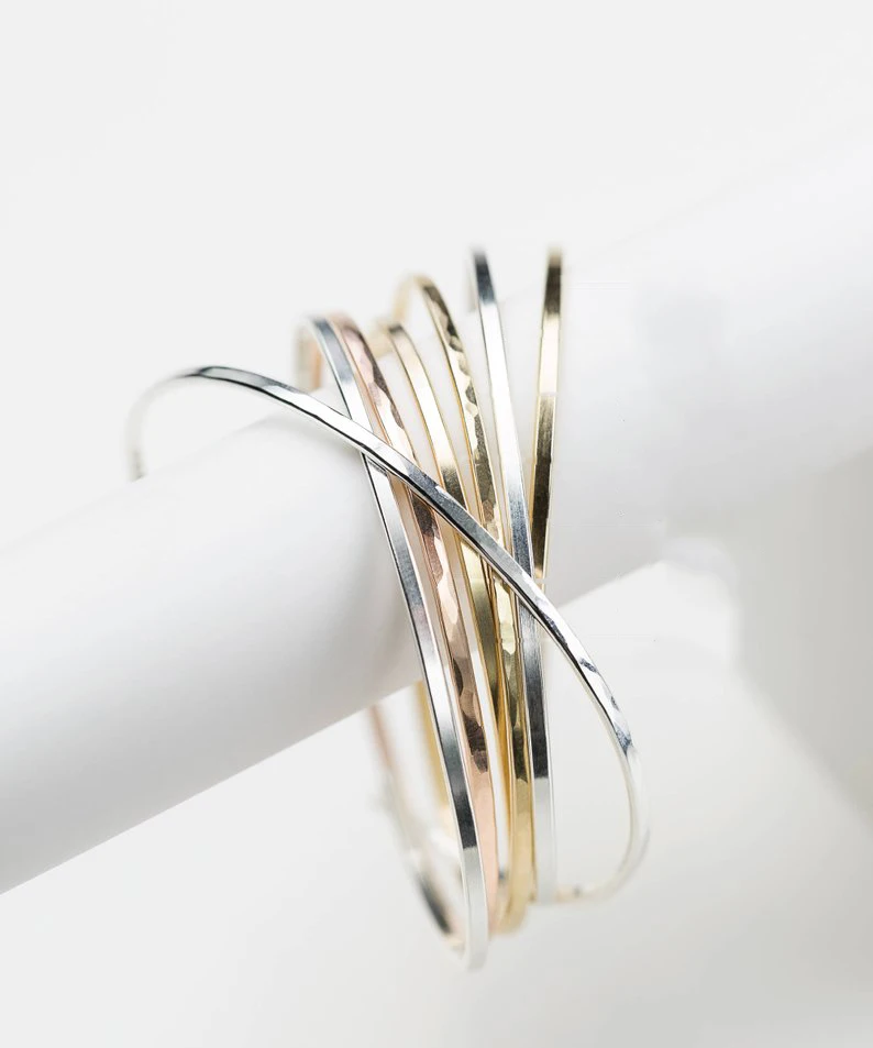 BUREI Simple Stainless Steel Thin Circle Adjustable Cuff Gold Bracelet Women's Fashion Jewelry, Gold /silver/ rose gold
BUREI Simple Stainless Steel Thin Circle Adjustable Cuff Gold Bracelet Women's Fashion Jewelry, Gold /silver/ rose gold