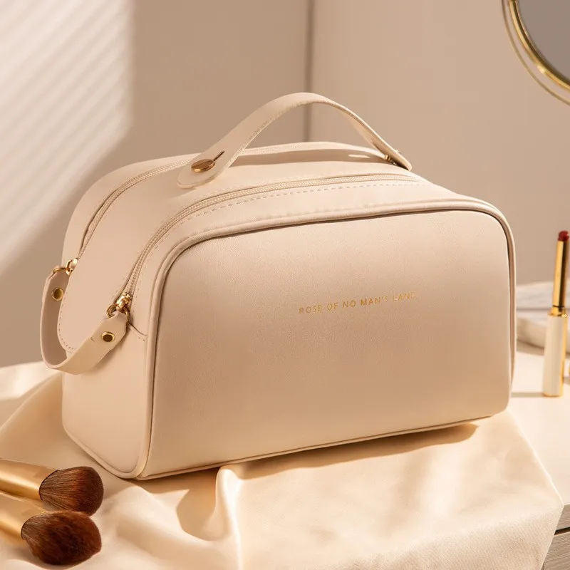 Portable Makeup Bag Opens Flat Lay Makeup Bag with Strap for Travel Waterproof Anti-dust Large Leather Cosmetic Bag for Women
Portable Makeup Bag Opens Flat Lay Makeup Bag with Strap for Travel Waterproof Anti-dust Large Leather Cosmetic Bag for Women