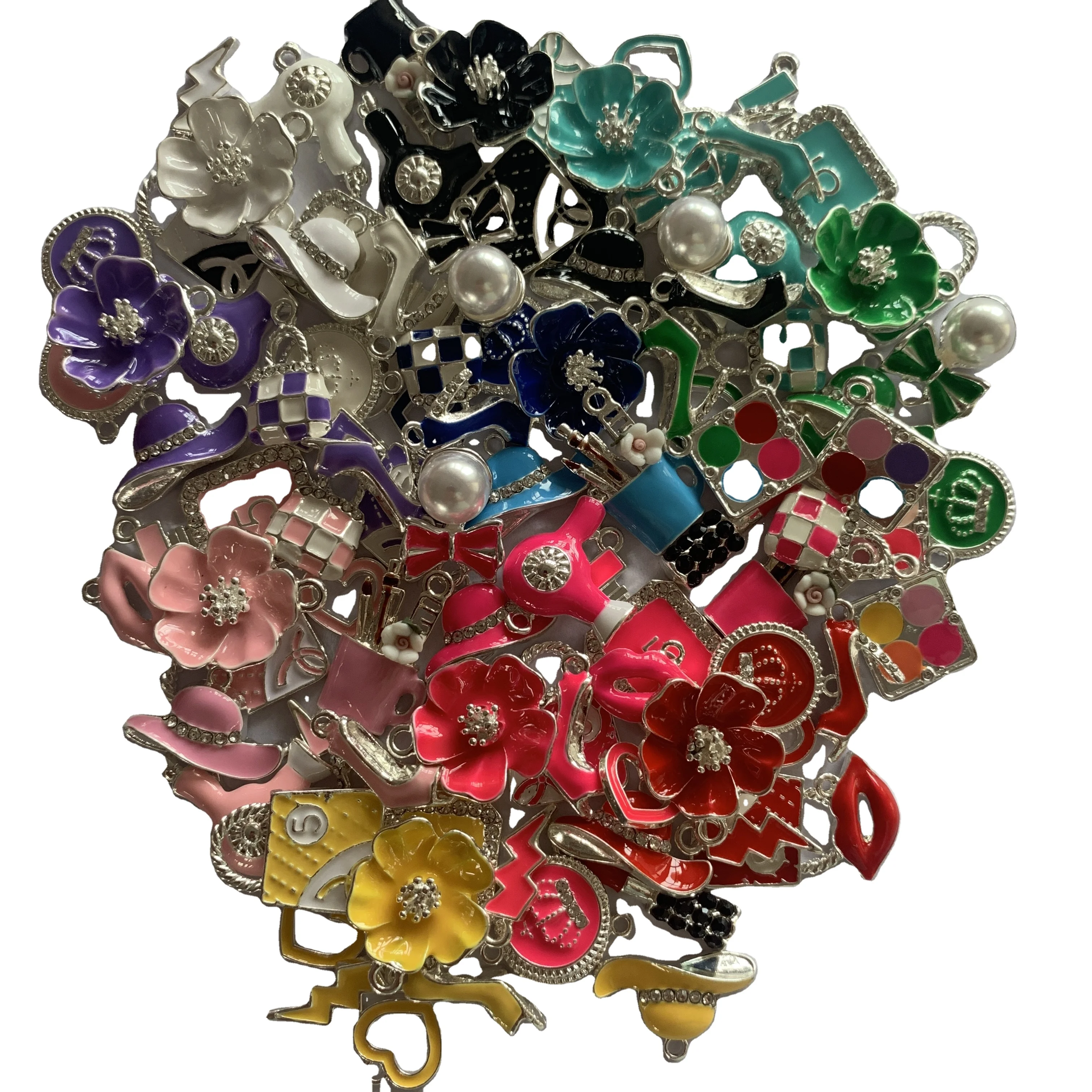 100pcs mix lot silver color designer charms fashion lady makeup charms colorful enamel purse lipstick hat perfume bangle charms
100pcs mix lot silver color designer charms fashion lady makeup charms colorful enamel purse lipstick hat perfume bangle charms