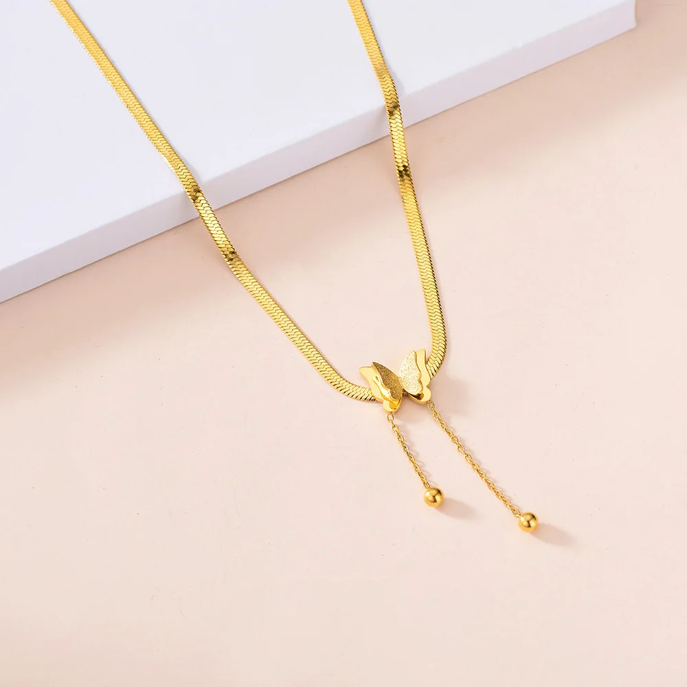 The new simple and fashionable 18k plated gold butterfly necklace pendant 304 stainless steel necklace, Gold/silver
The new simple and fashionable 18k plated gold butterfly necklace pendant 304 stainless steel necklace, Gold/silver