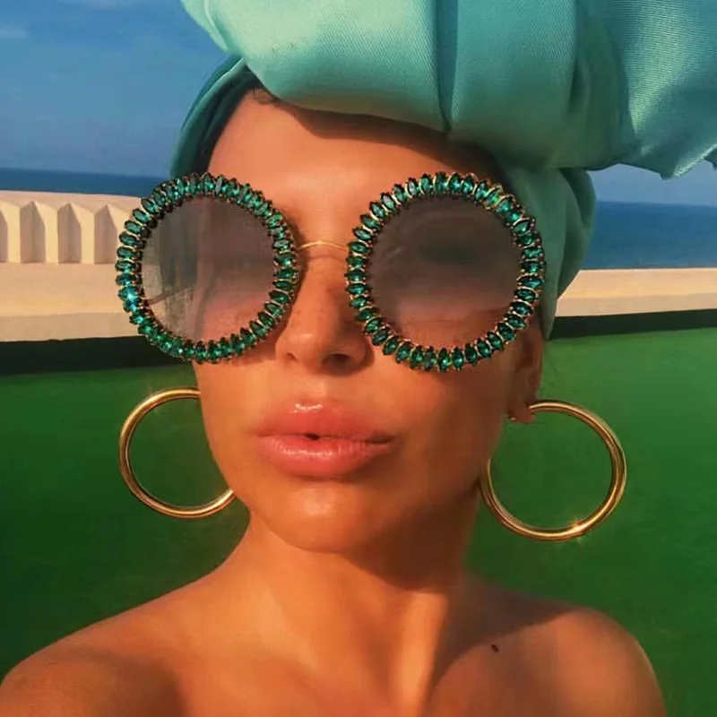 07125 Hot Sale Luxury Oversized Metal Round Rhinestone Diamond Sunglasses For Men And Woman, 10 colors
07125 Hot Sale Luxury Oversized Metal Round Rhinestone Diamond Sunglasses For Men And Woman, 10 colors