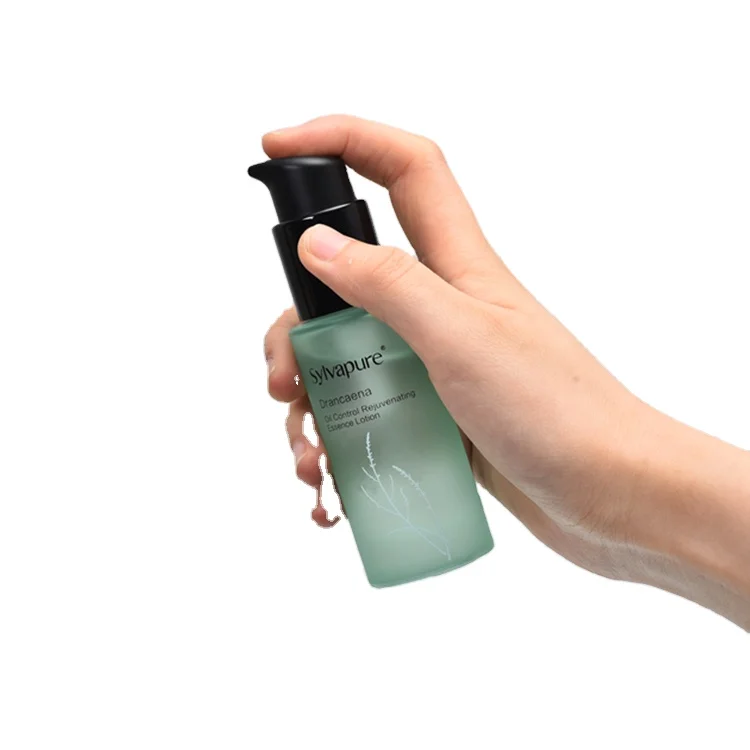 Facial Collagen Moisturizing Serum 24 hours Oil Control lotion and Facial Skin Care Serum, Transparent
Facial Collagen Moisturizing Serum 24 hours Oil Control lotion and Facial Skin Care Serum, Transparent
