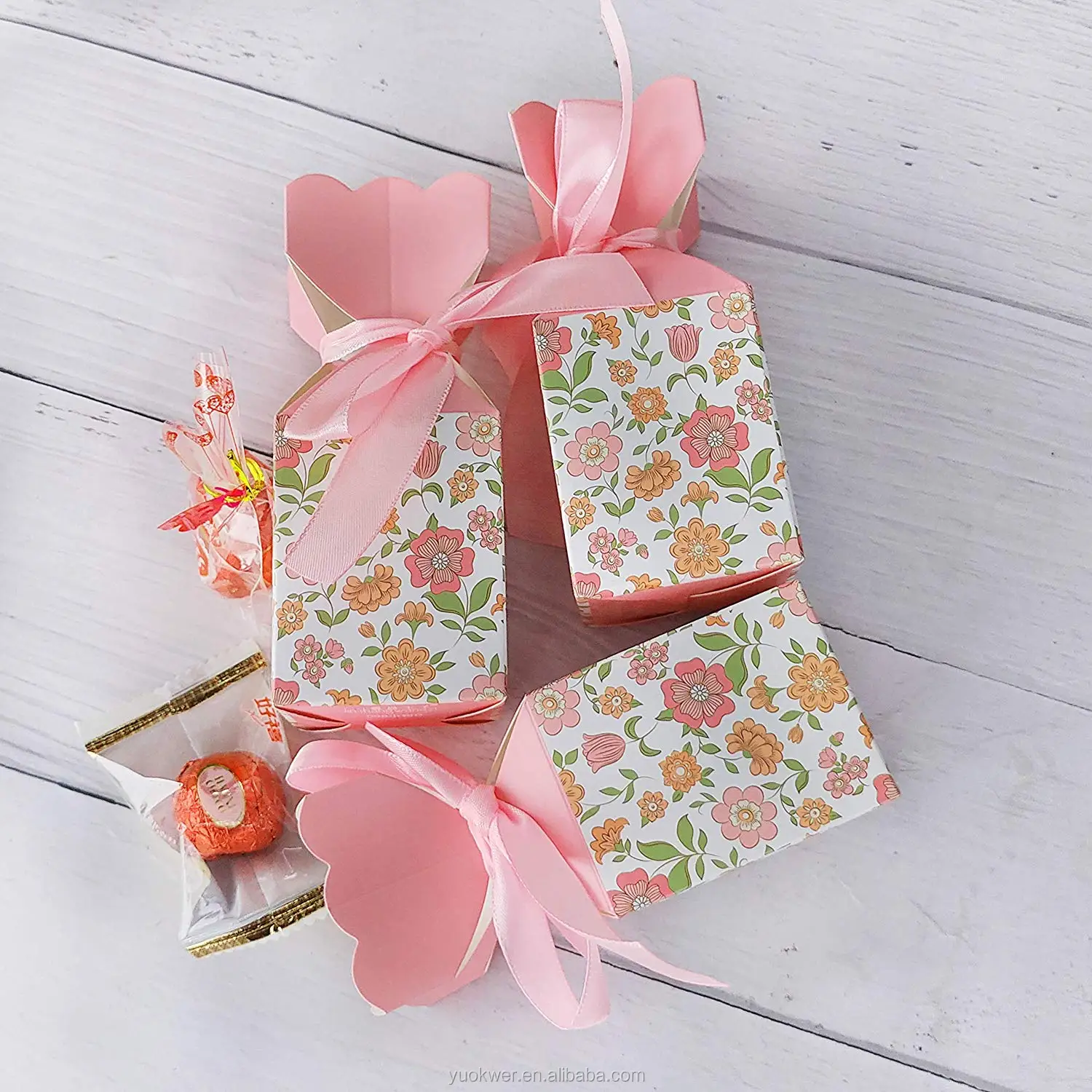 favor pink wedding sweet candy chocolate jewelry gift packaging