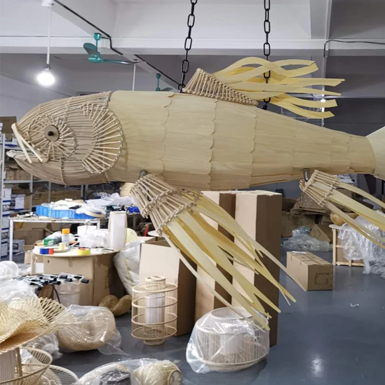 Customized handmade wood weaving fish shape rattan bamboo chandeliers for restaurant hotel pendant light