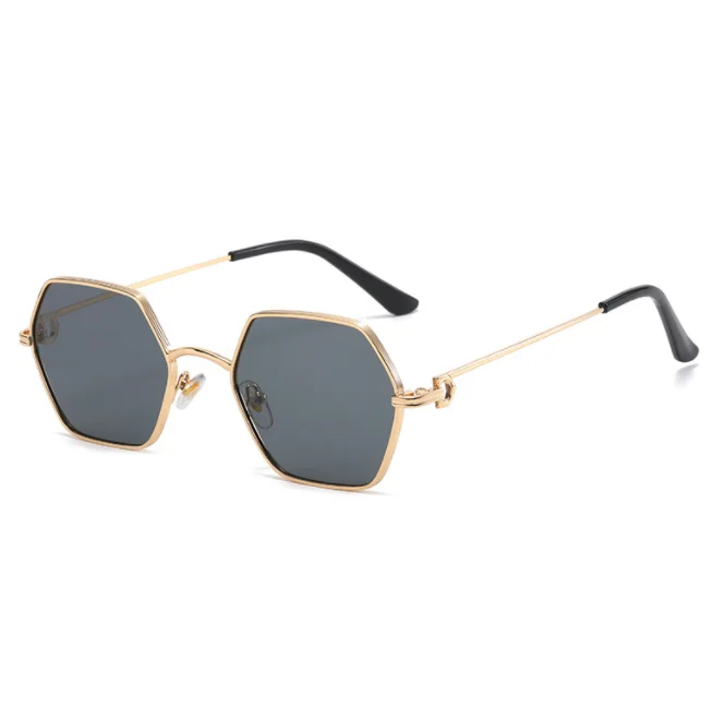 2022 fashion classic female sunglasses brand designer retro rectangular sunglasses female glasses
2022 fashion classic female sunglasses brand designer retro rectangular sunglasses female glasses
