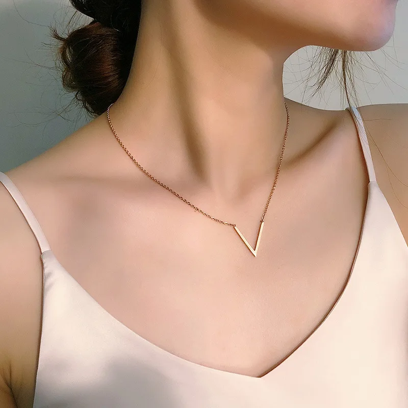Exquisite Simple Rose Gold Plated Stainless Steel Geometric Clavicle Necklace V Shape Pendant Necklace, Picture color
Exquisite Simple Rose Gold Plated Stainless Steel Geometric Clavicle Necklace V Shape Pendant Necklace, Picture color
