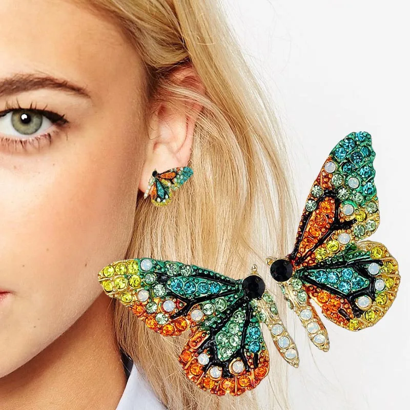 HOVANCI 2020 Fashion 925 Silver Stud Full Rhinestone Small Butterfly Wing Earrings Colorful Crystal Butterfly Stud Earrings
HOVANCI 2020 Fashion 925 Silver Stud Full Rhinestone Small Butterfly Wing Earrings Colorful Crystal Butterfly Stud Earrings
